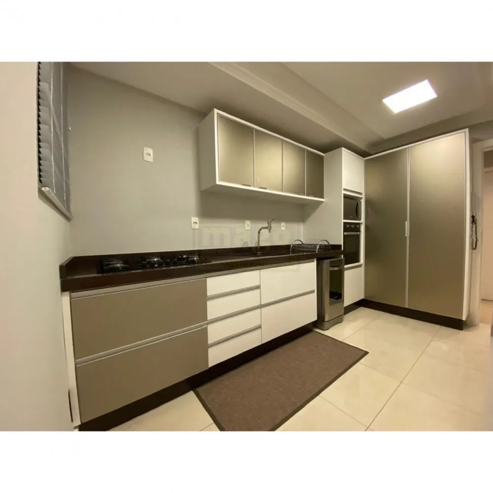 Apartamento 3 suítes para Venda no bairro Centro em Balneário Camboriú