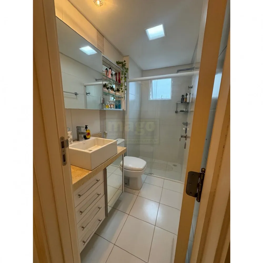 Apartamento mobiliado e decorado com suíte para venda 