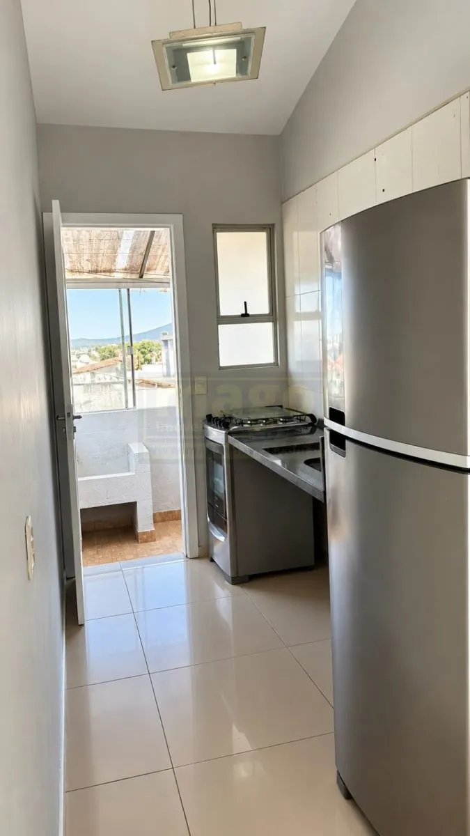 Casa 2 quartos para Locação Anual