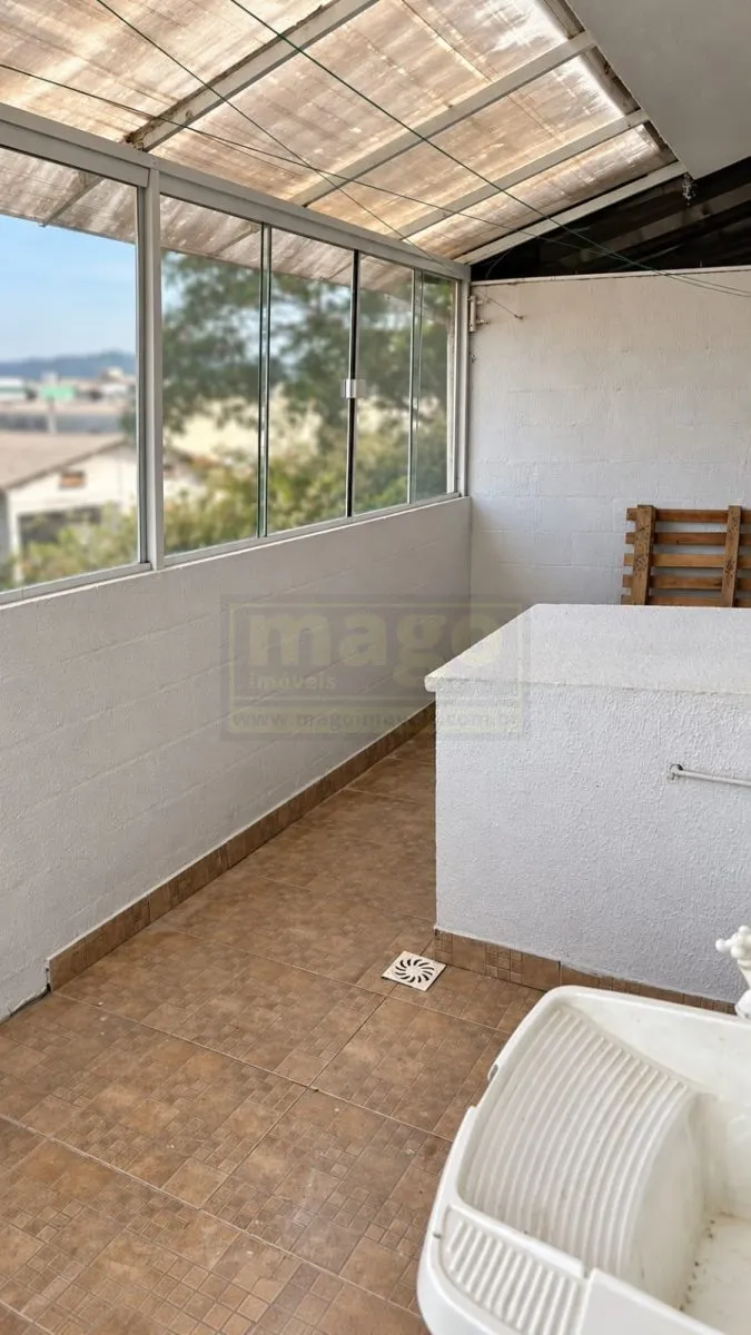 Casa 2 quartos para Locação Anual