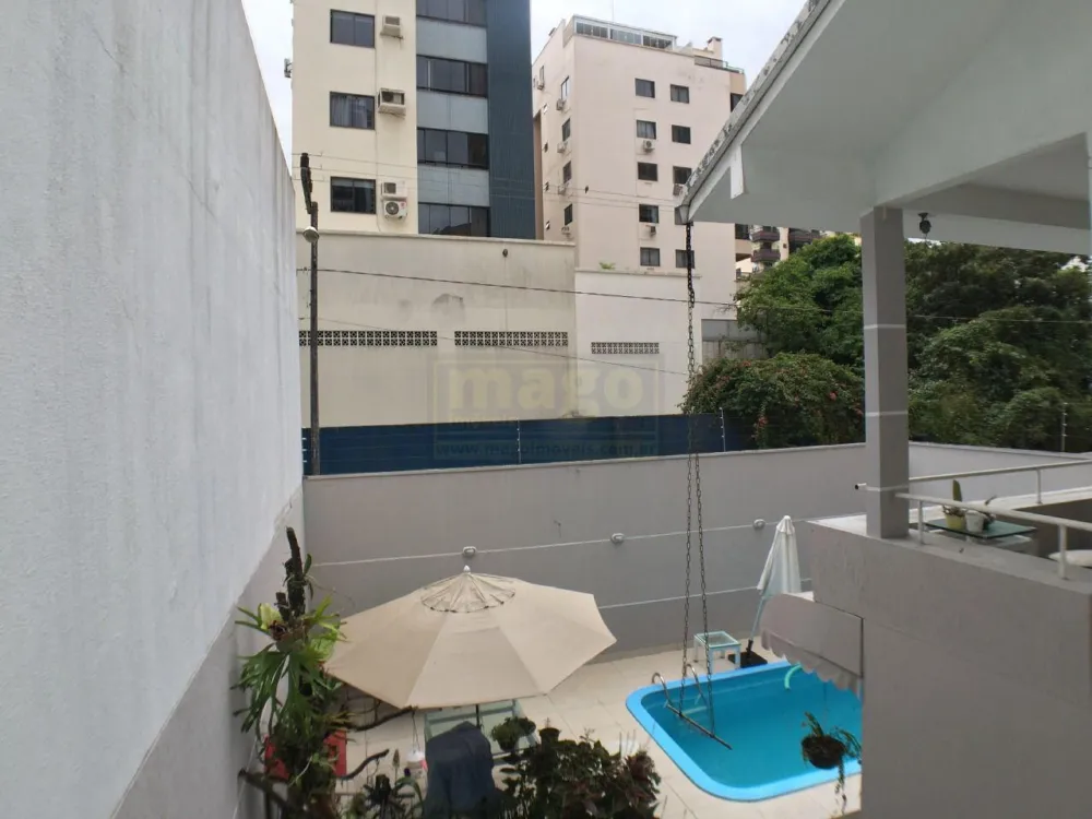 Casa 5 quartos para Venda no bairro Centro em Balneário Camboriú