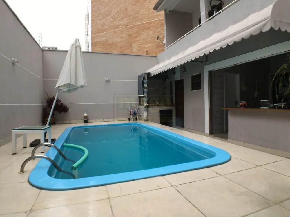 Casa 5 quartos para Venda no bairro Centro em Balneário Camboriú