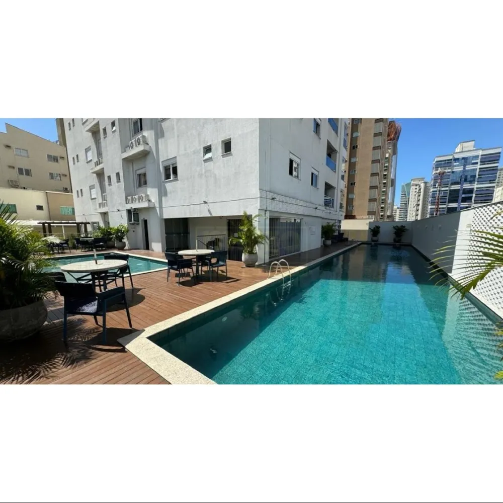 Apartamento para Venda no bairro Meia Praia em Itapema