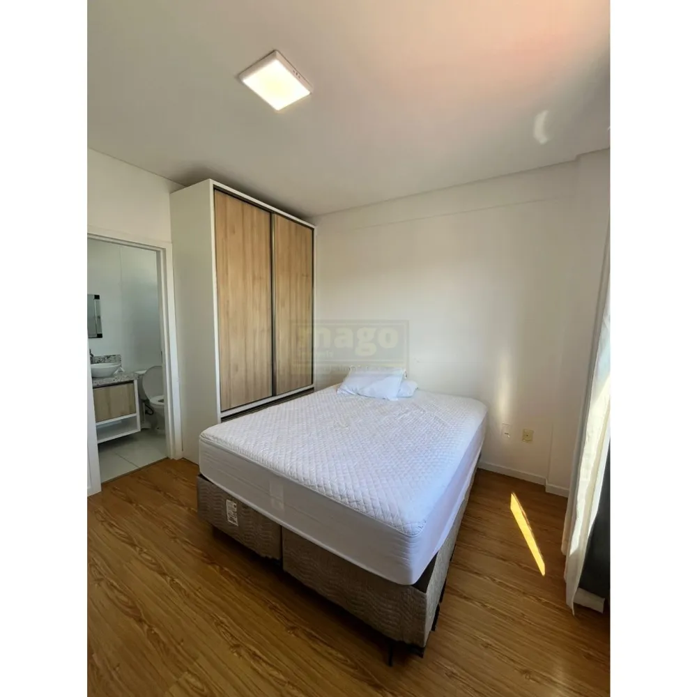 Apartamento 2 quartos para Locação Anual no bairro Centro  em Balneário Camboriú