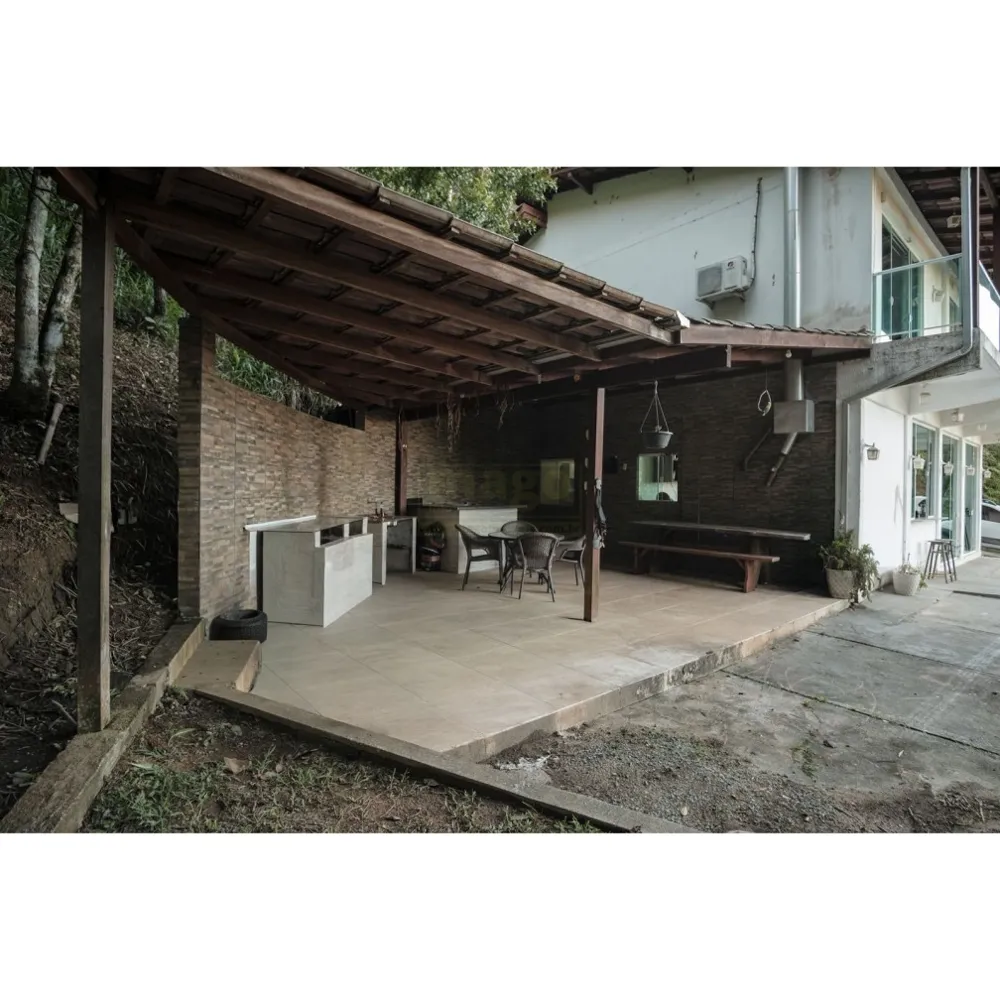 Sítio / Chácara 3 quartos para Venda no bairro Rio do Meio em Camboriú