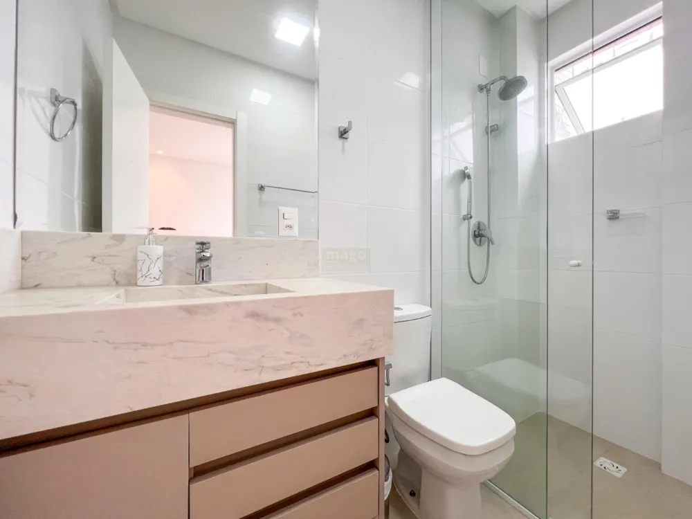 Excelente apartamento mobiliado no bairro Pioneiros