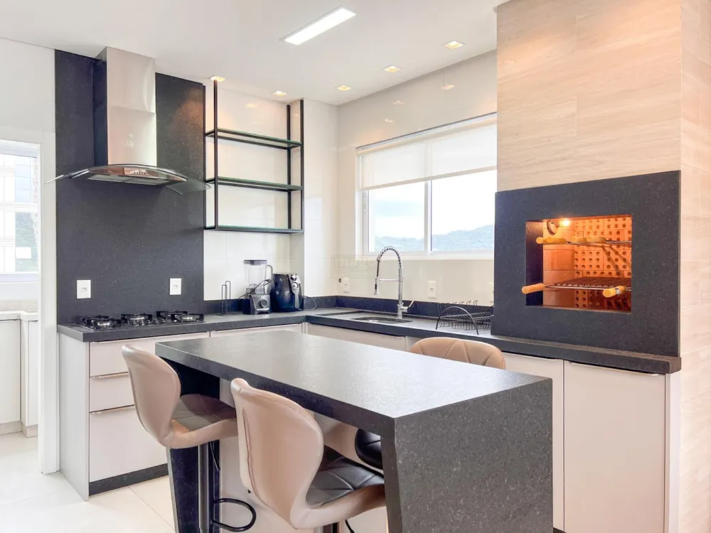 Excelente apartamento mobiliado no bairro Pioneiros