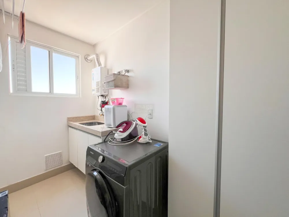 Decorado pronto para desfrutar com vista esplêndida!
