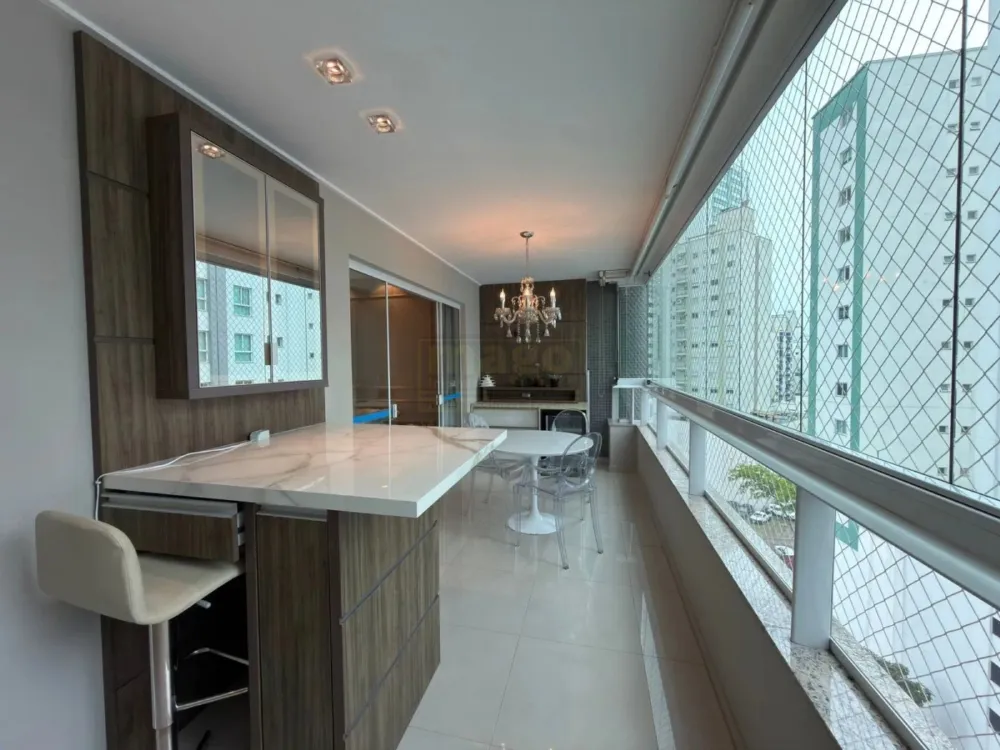 Apartamento 3 quartos para Venda no bairro Centro em Balneário Camboriú