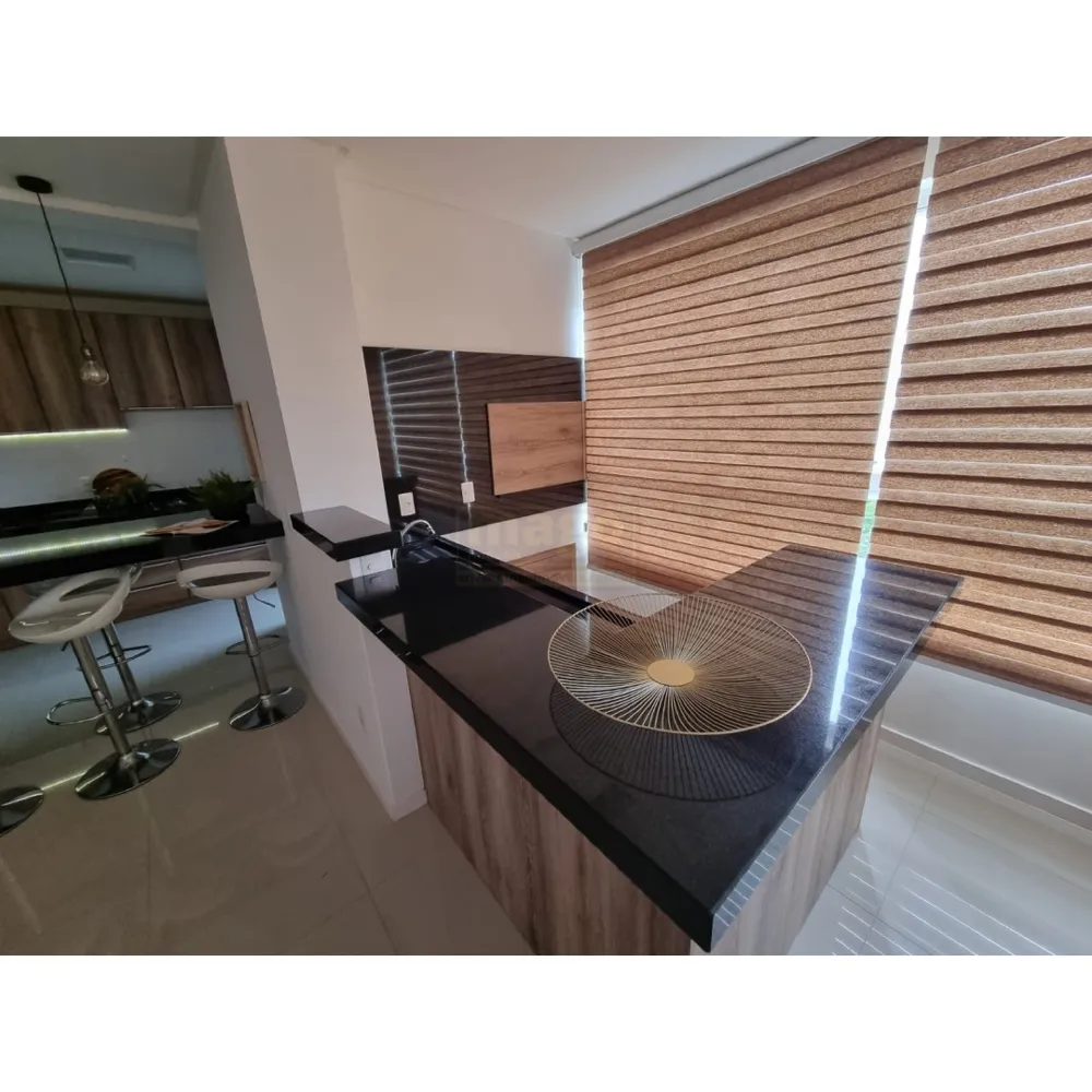 Apartamento 2 suítes para Venda no bairro Pioneiros em Balneário Camboriú