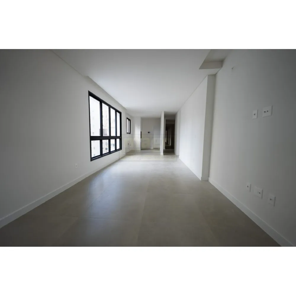 Apartamento 3 quartos à venda no Centro de Balneário Camboriú – Edifício Sun Paradise