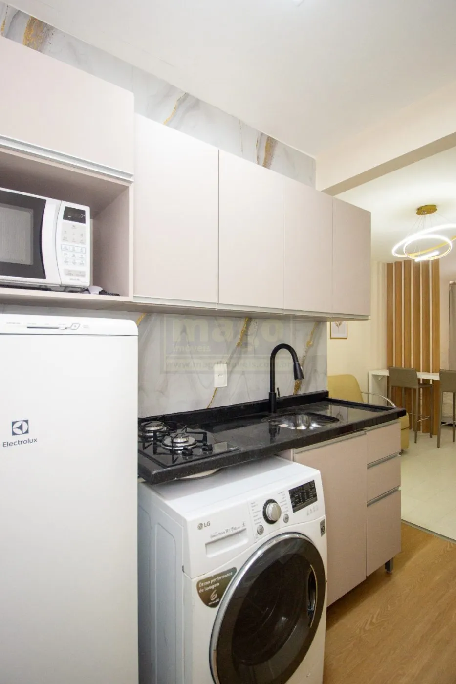 🏡 Studio Reformado à Venda  Excelente Investimento para Airbnb em Balneário Camboriú