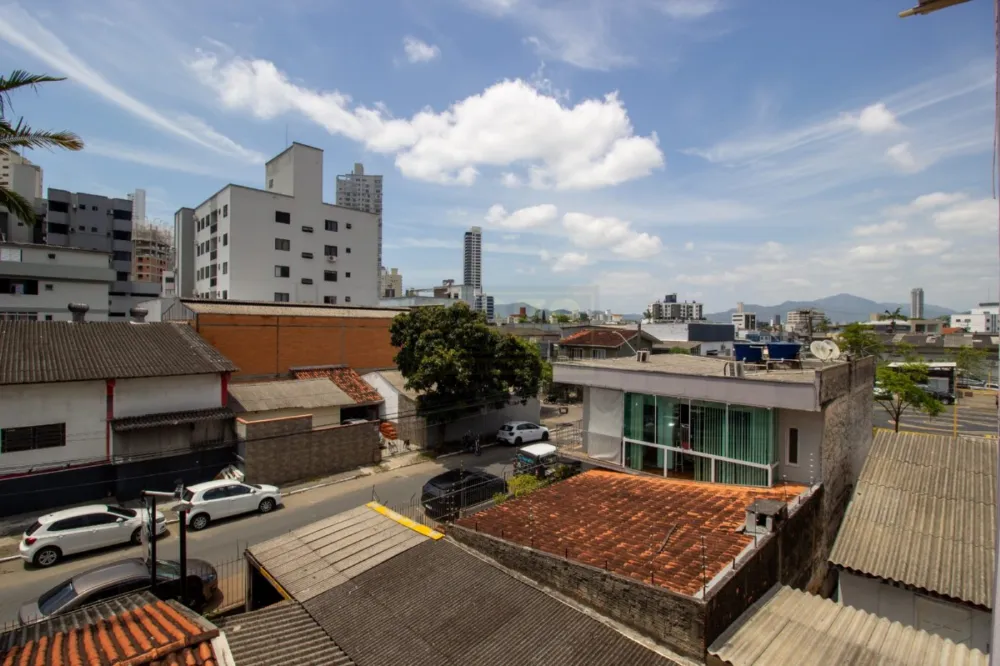 🏡 Studio Reformado à Venda  Excelente Investimento para Airbnb em Balneário Camboriú