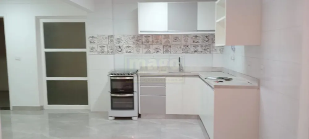 Apartamento 03 quartos - Locação Anual - Balneário Camboriú