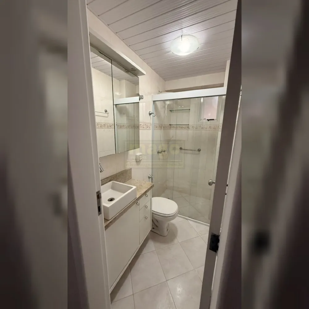 Apartamento 2 quartos para Locação Anual na Avenida Atlântica Balneário Camboriú