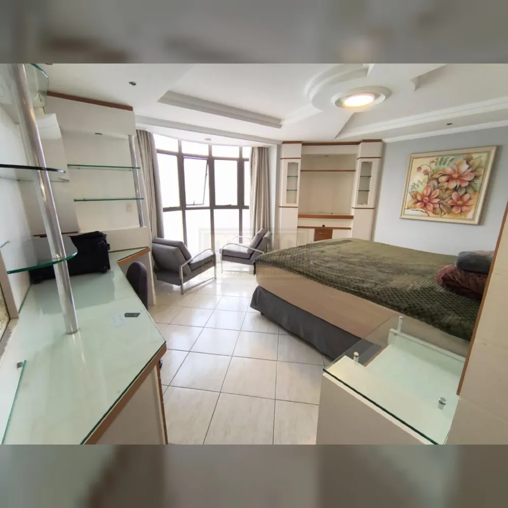 Apartamento 3 suítes à venda na Avenida Atlântica, em Balneário Camboriú