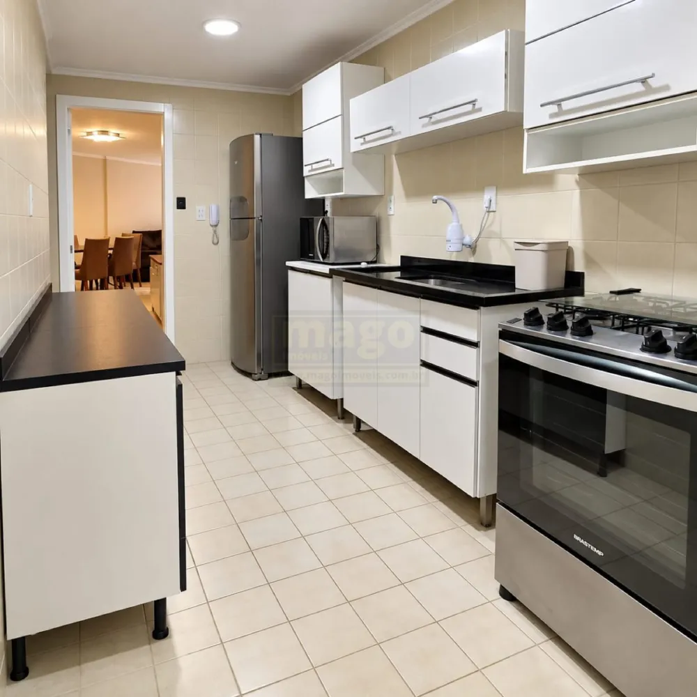 Apartamento 3 quartos para Locação Anual no bairro Centro em Balneário Camboriú