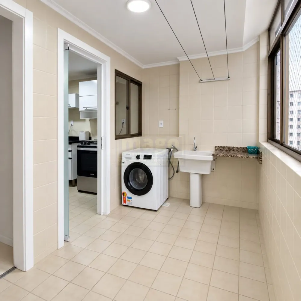 Apartamento 3 quartos para Locação Anual no bairro Centro em Balneário Camboriú