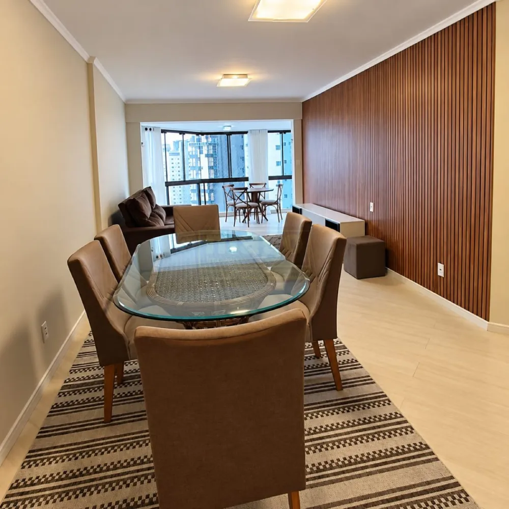 Apartamento 3 quartos para Locação Anual no bairro Centro em Balneário Camboriú