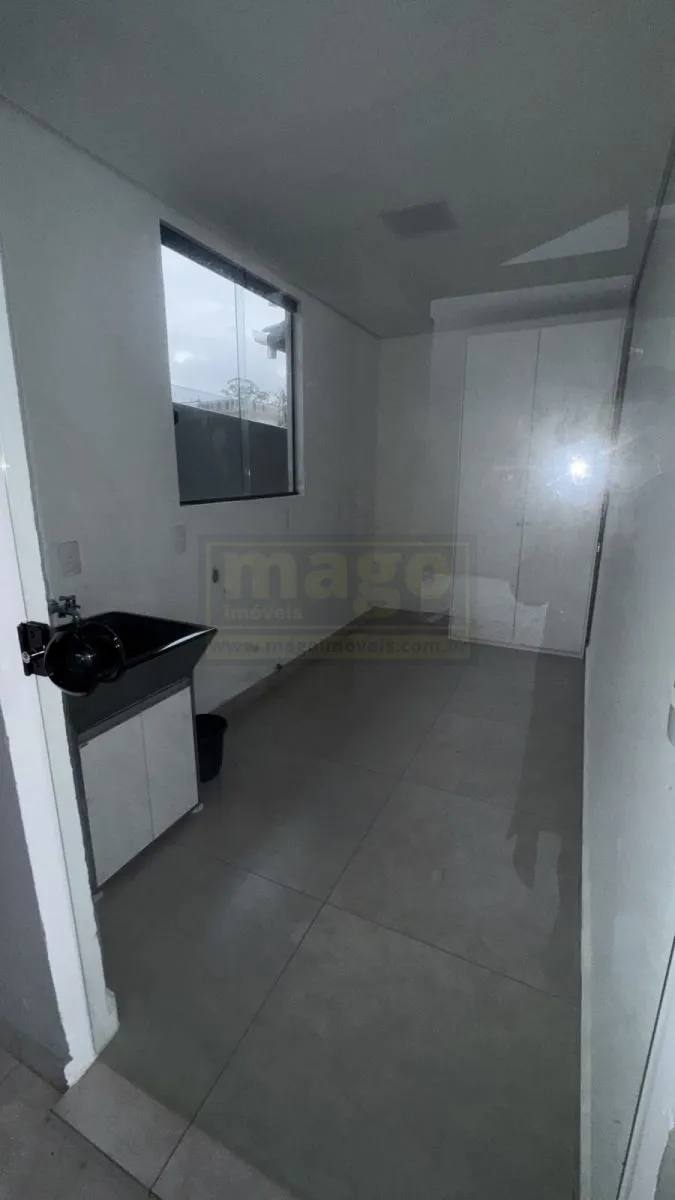 Casa 3 quartos para Locação Anual no bairro Centro  em Camboriú 