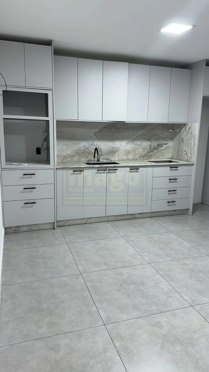 Casa 3 quartos para Locação Anual no bairro Centro  em Camboriú 
