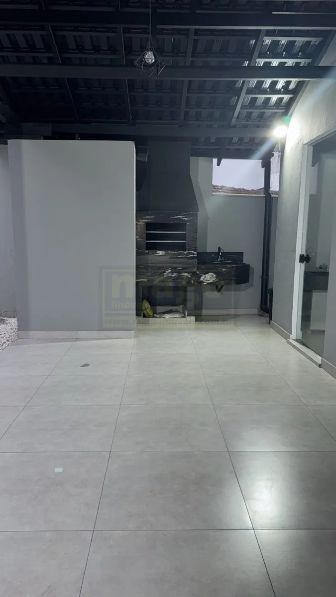 Casa 3 quartos para Locação Anual no bairro Centro  em Camboriú 