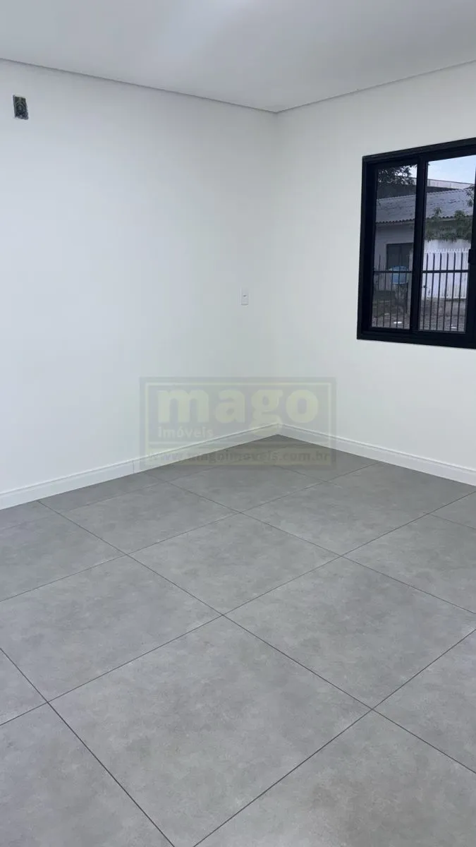 Casa 3 quartos para Locação Anual no bairro Centro  em Camboriú 