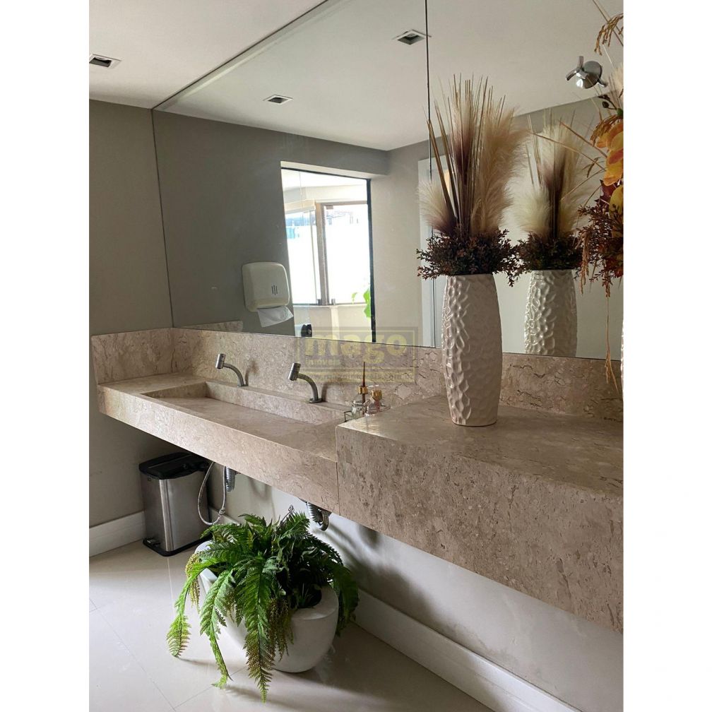 Apartamento para Locação Anual no bairro Centro em Balneário Camboriú