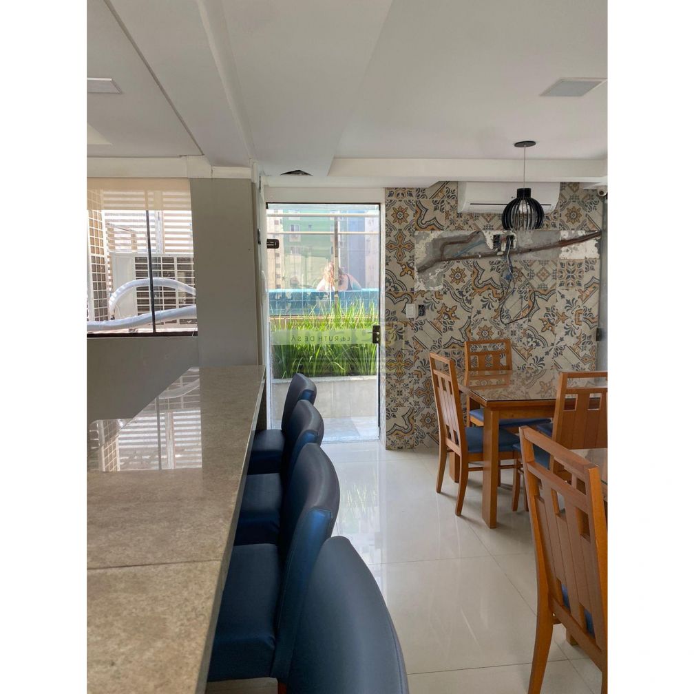 Apartamento para Locação Anual no bairro Centro em Balneário Camboriú