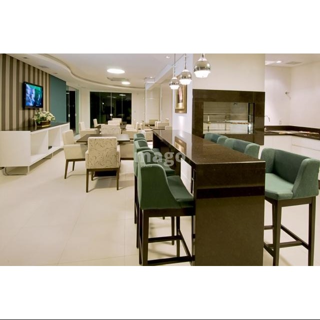 Apartamento 03 suítes para Locação Anual no bairro Centro em Balneário Camboriú