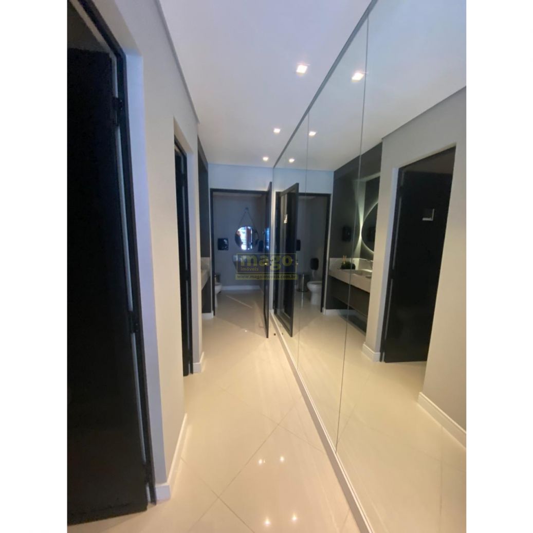 Apartamento de 1 Suite + 1 quarto na Praia Brava