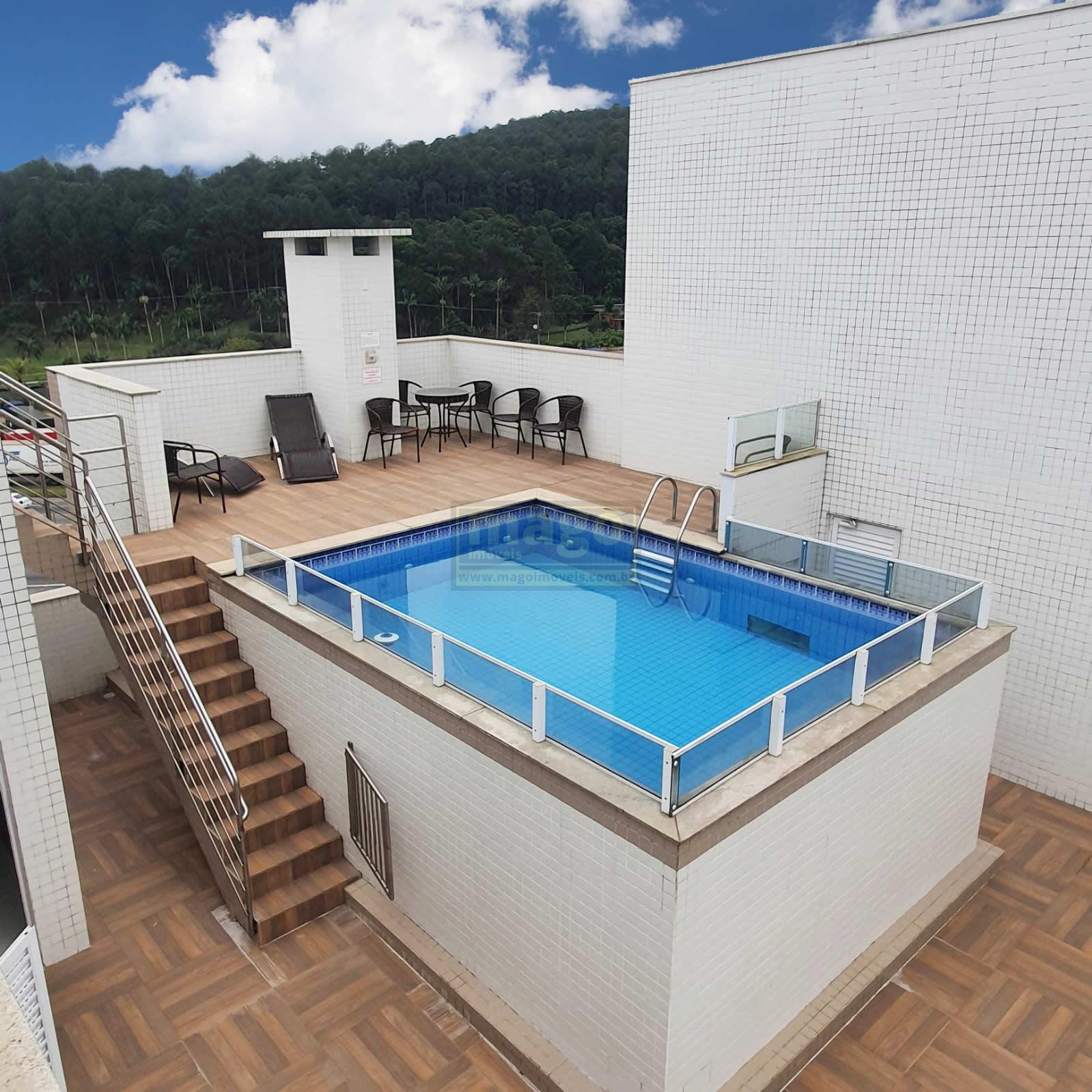 Apartamento 2 quartos para Locação Anual no bairro Avenida Marginal Oeste  em  Camboriú