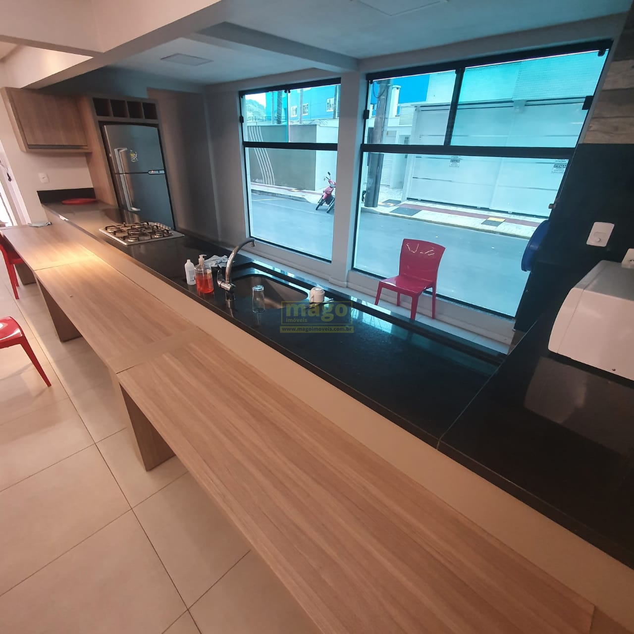 Apartamento no centro de Balneário Camboriú semi mobiliado