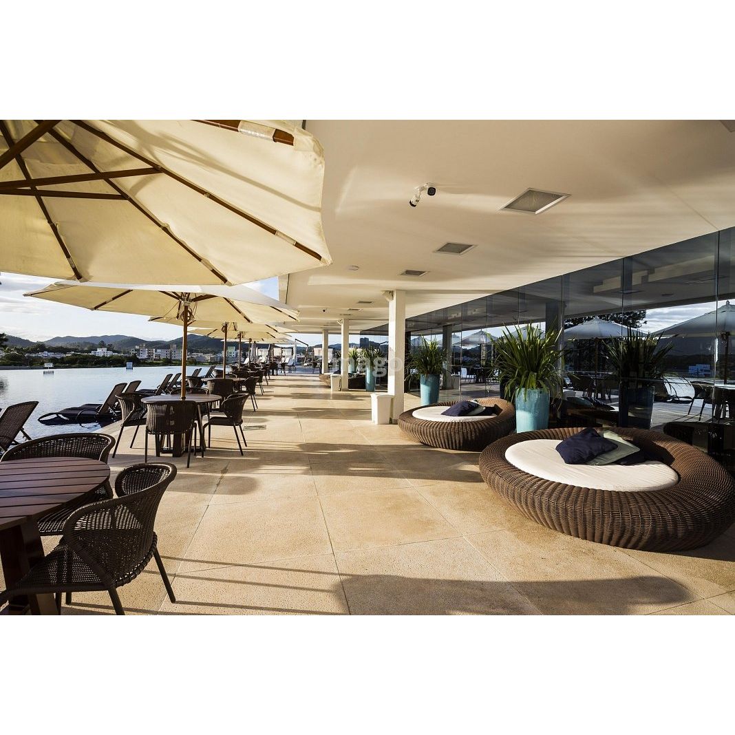 Casa 5 suítes para Venda no bairro Santa Regina em  Camboriú