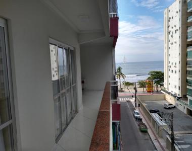 Imóvel recém reformado com vista mar