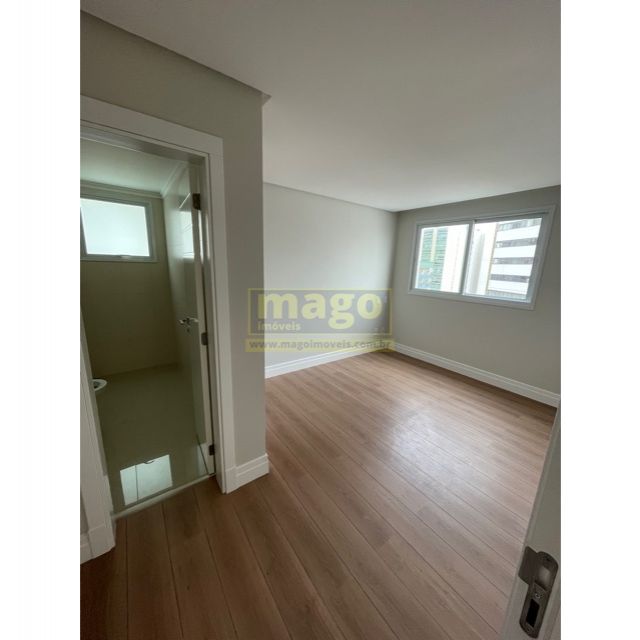 Apartamento novo com 02 suítes + 02 dormitórios