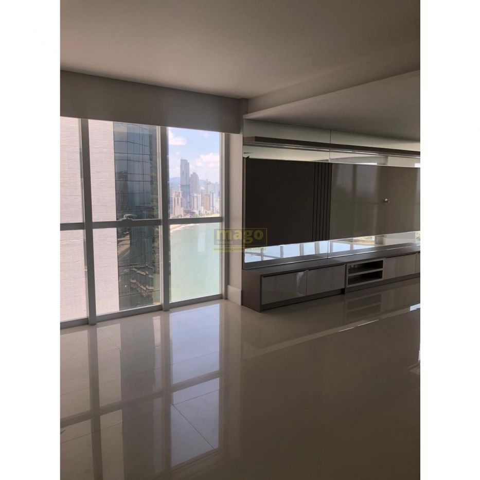 Apartamento Alto Padrão na Barra Norte Frente Mar
