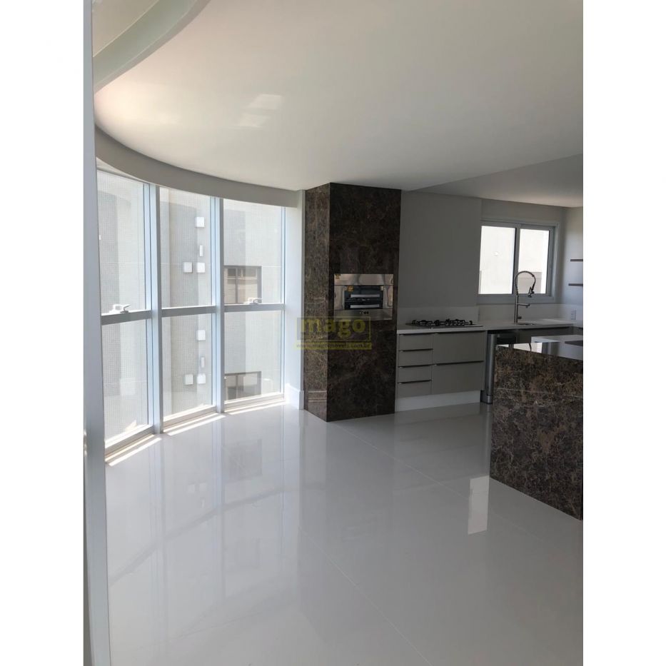 Apartamento Alto Padrão na Barra Norte Frente Mar