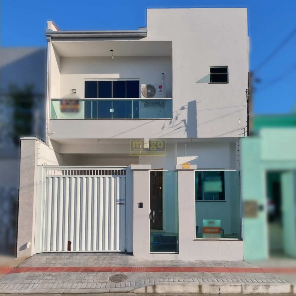 Linda casa no Centro de Balneário Camboriú, ótima oportunidade!