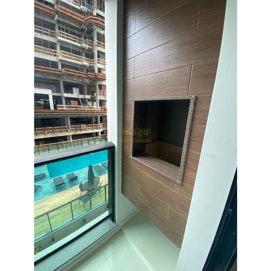 Apartamento de 1 Suite + 1 quarto na Praia Brava
