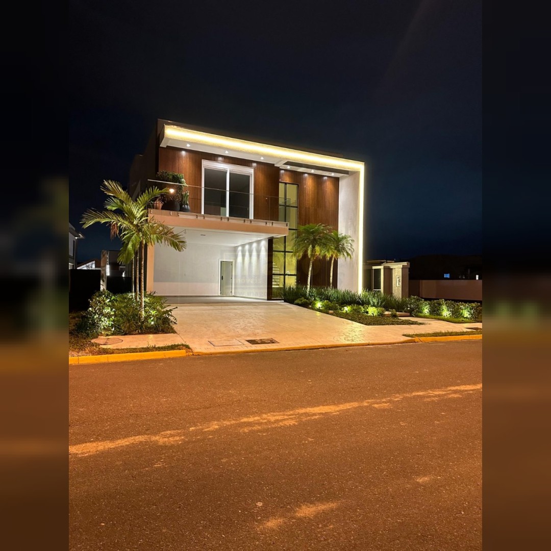 Casa de Alto padrão em Condomínio Fechado