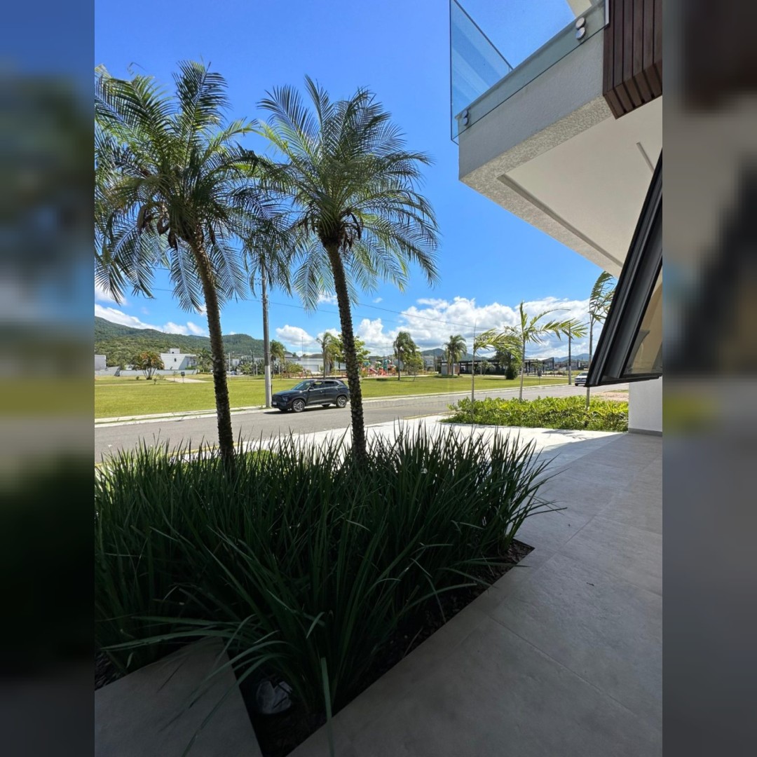 Casa de Alto padrão em Condomínio Fechado