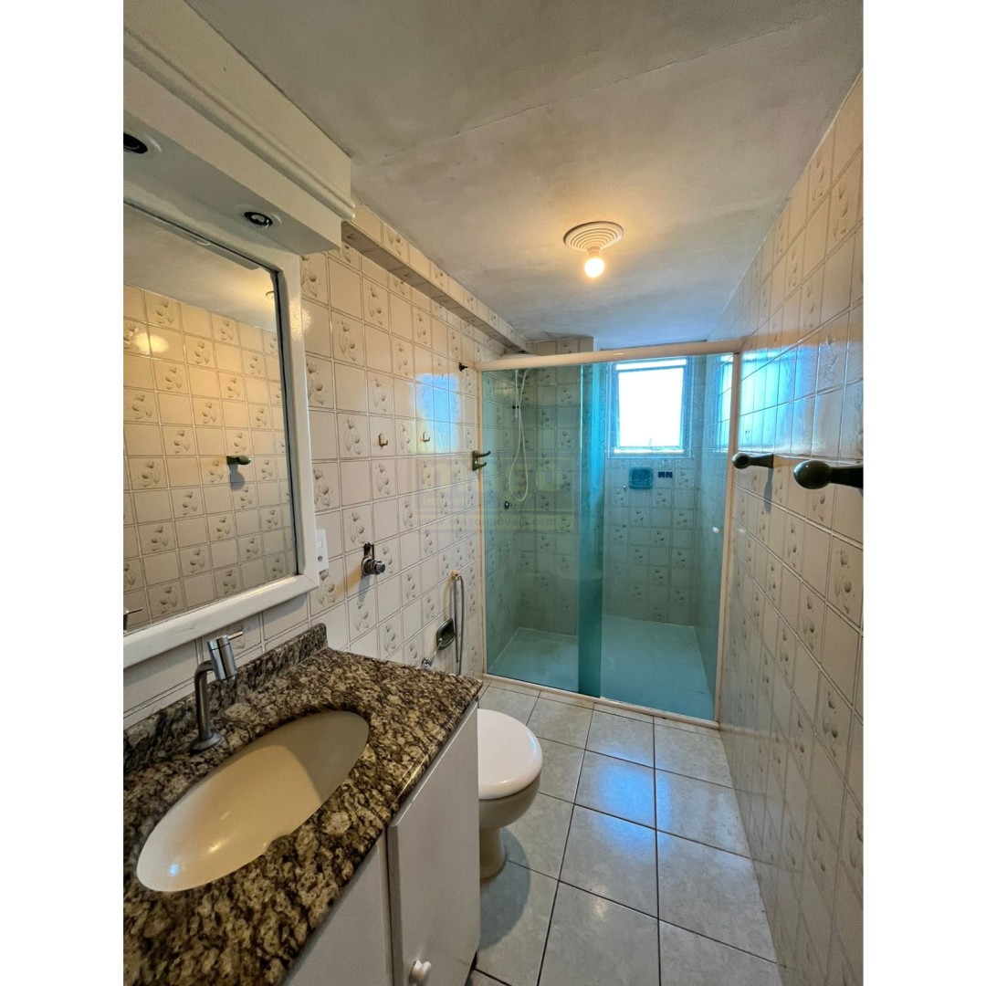 Apartamento no centro de Balneário Camboriú semi mobiliado