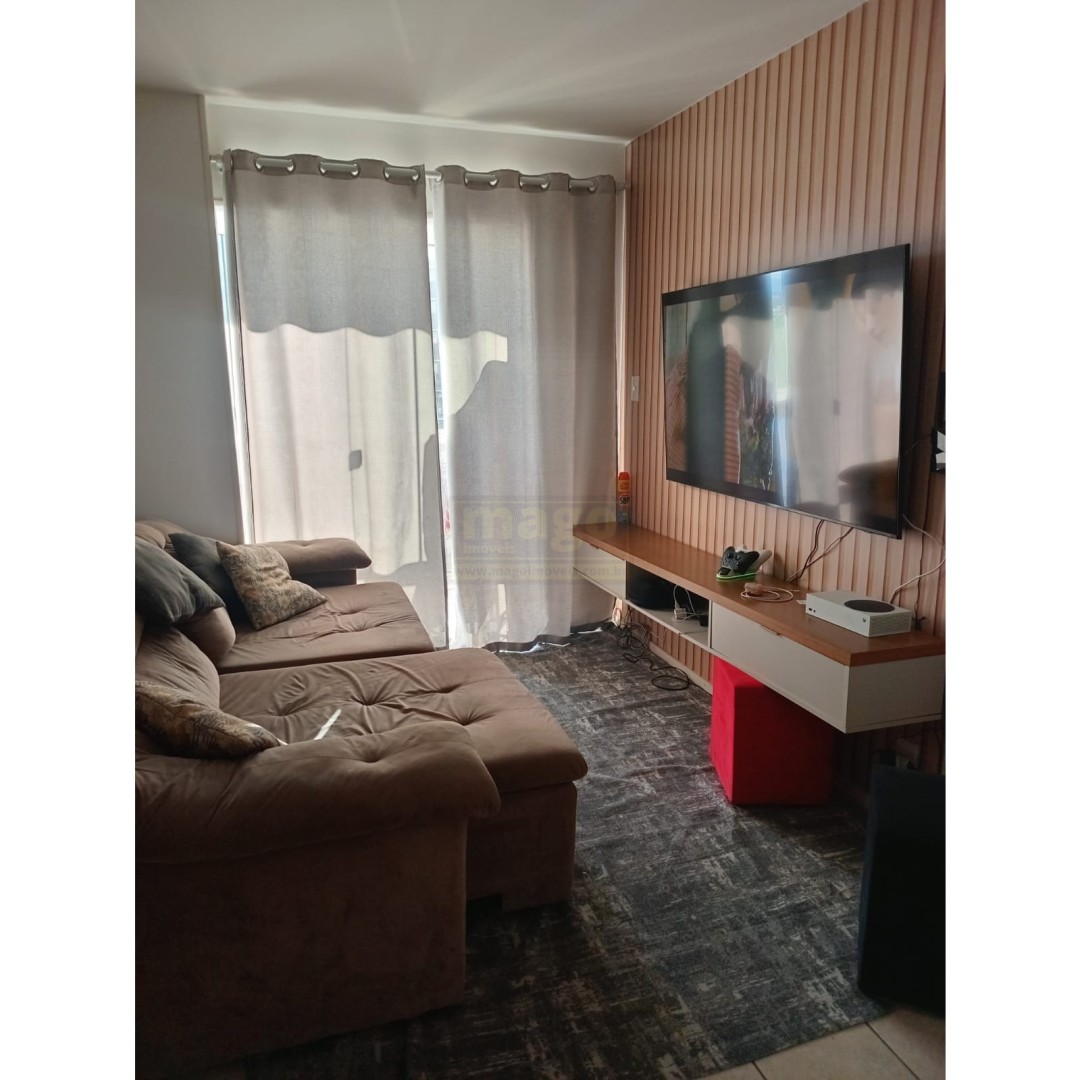 Apartamento no centro de Balneário Camboriú semi mobiliado