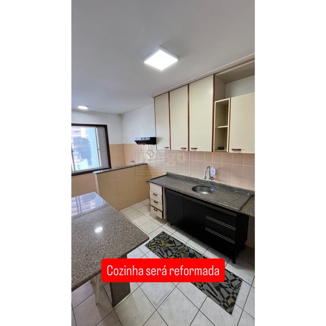 Apartamento no centro de Balneário Camboriú semi mobiliado