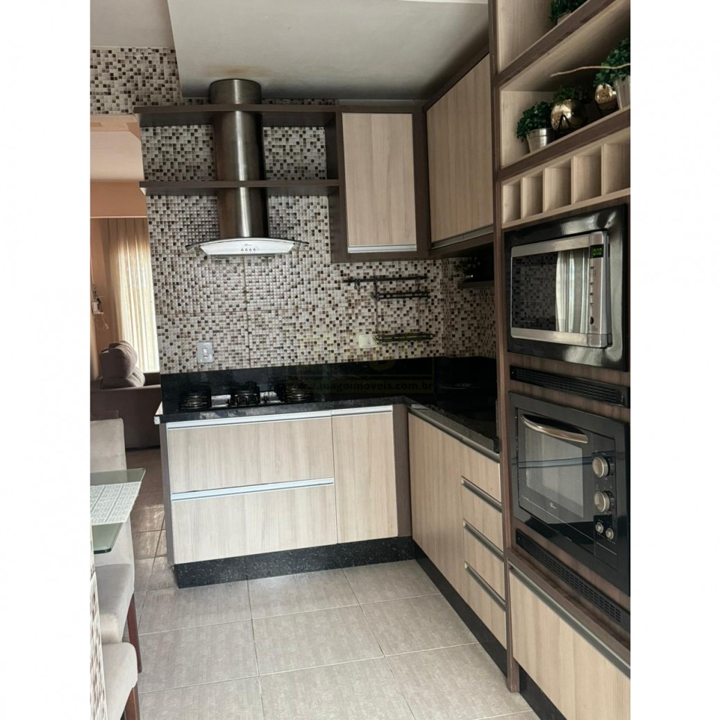 SOBRADO PARA VENDA NO BAIRRO AREIAS