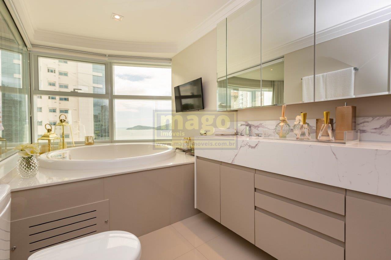 Apartamento 3 suítes, mobiliado e decorado no Centro de BC