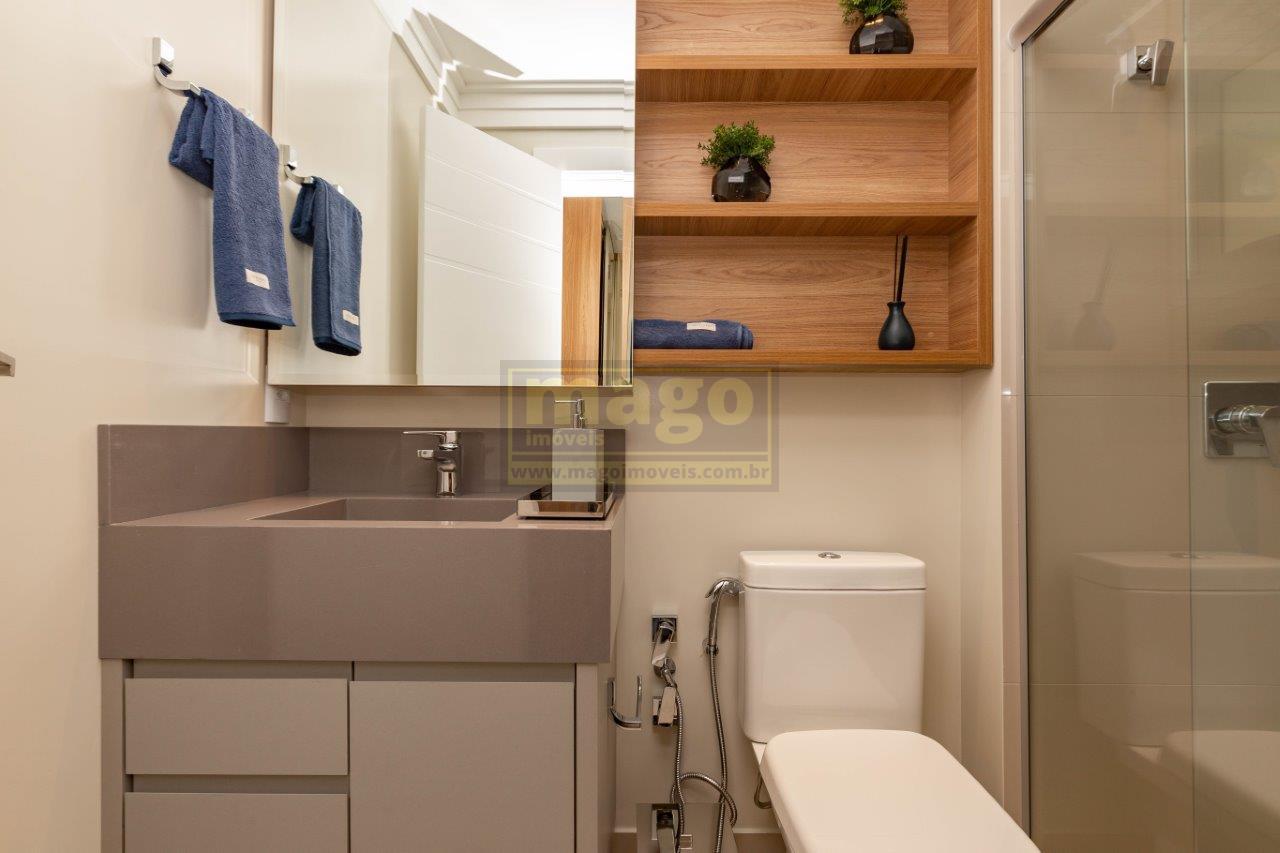 Apartamento 3 suítes, mobiliado e decorado no Centro de BC