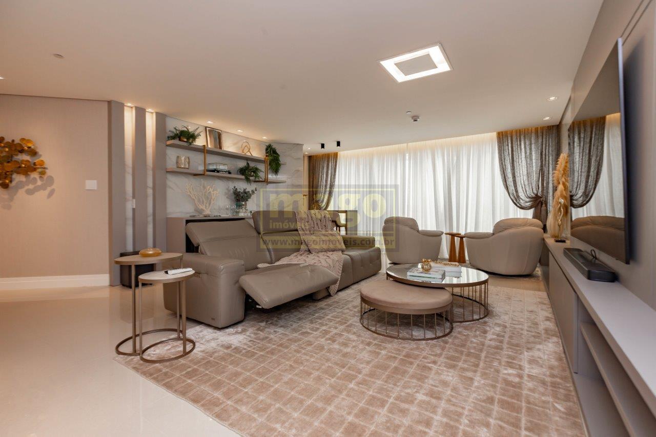 Apartamento 3 suítes, mobiliado e decorado no Centro de BC