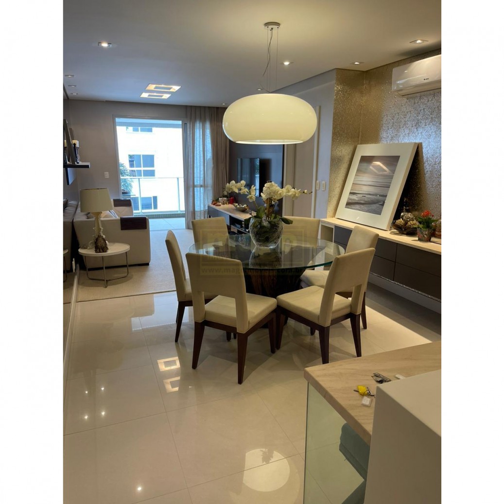 Apartamento mobiliado e decorado Praia Brava